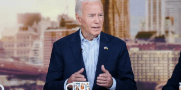 « Les 100 premiers jours les plus catastrophiques »: Joe Biden charge Trump, la Maison Blanche contre-attaque