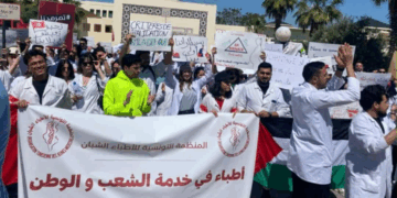 Tunis: Les jeunes médecins ont donné de la voix pour dénoncer  leurs conditions