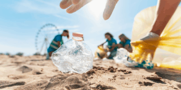 Pour préparer l’été, le ministère de l’environnement lance une campagne nationale de nettoyage de plus de 200 plages