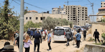 La communauté internationale réagit: Israël tire vers des diplomates étrangers en Cisjordanie occupée