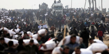 Au moins 22 morts et 120 blessés: Israël tire sur la population à Gaza lors d&rsquo;une distribution d&rsquo;aide alimentaire