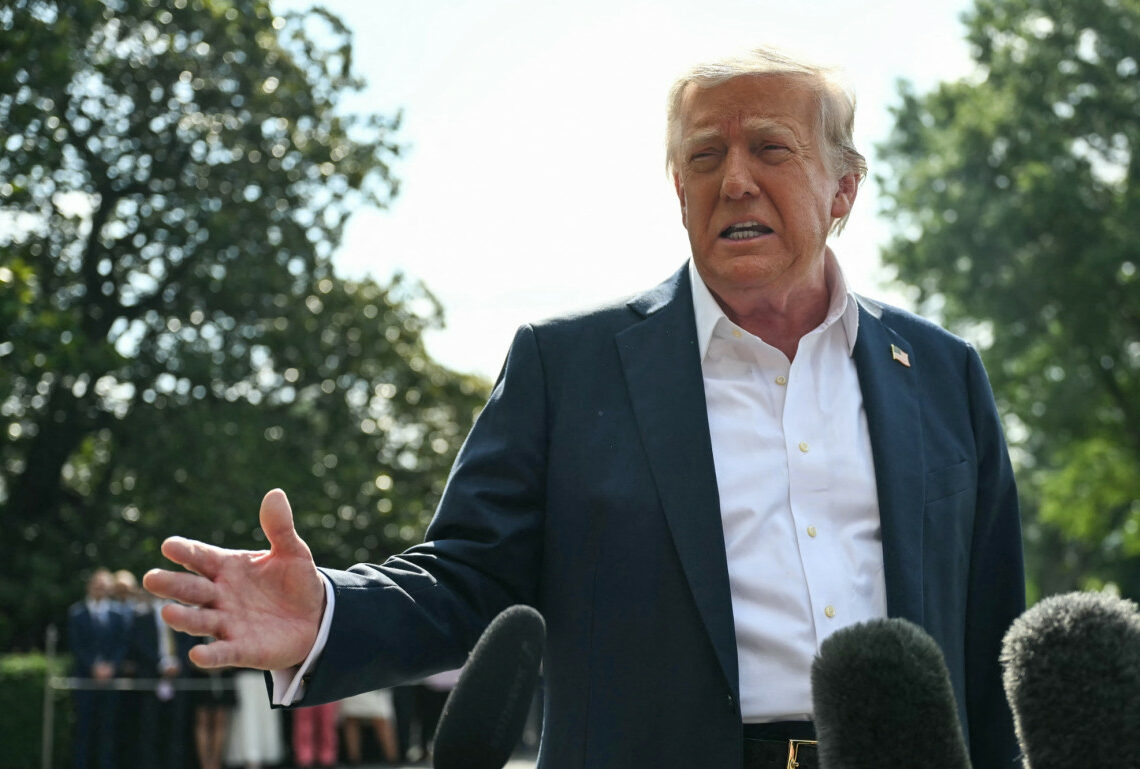 Plainte pour diffamation: Trump réclame au moins 10 milliards de dollars au «Wall Street Journal» dans le cadre de l’affaire Epstein