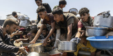 Gaza : la France larguera 40 tonnes d’aide sur l’enclave palestinienne à partir de vendredi