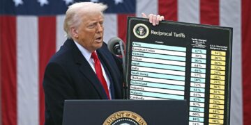Plusieurs pays informés lundi par courrier: Trump appliquera ses nouveaux droits de douane le 1er août