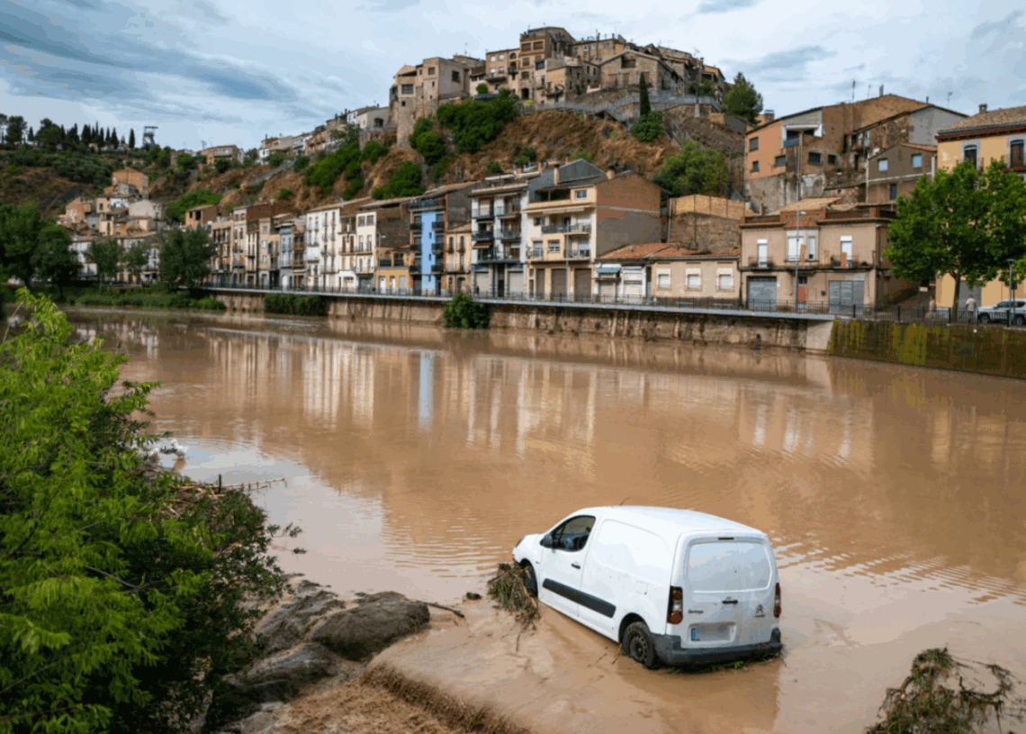 «Emportées par la crue»: Pluies torrentielles en Catalogne, deux personnes disparues