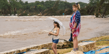 Etats-Unis: Au Texas, 24 morts et de nombreux disparus dans des inondations