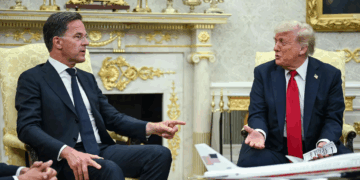 Des armes et des sanctions: Trump change de ton sur l&rsquo;Ukraine