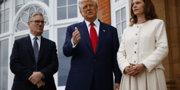 Trump reconnait la famine à Gaza et annonce des centres de distribution alimentaire