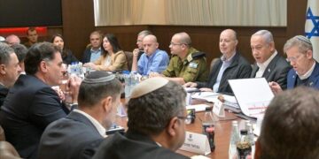 Israël: Le cabinet de sécurité approuve la prise de contrôle de la ville de Gaza