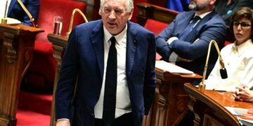 Une première depuis 1958: Le Premier ministre français François Bayrou renversé par l&rsquo;Assemblée nationale