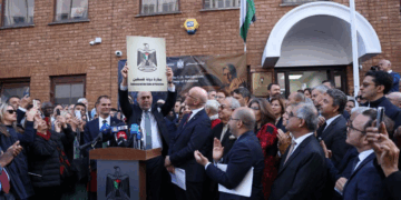 Londres: le drapeau palestinien hissé après la reconnaissance officielle de l’État de Palestine