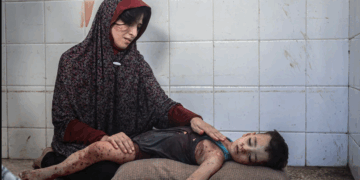 Prix Bayeux des correspondants de guerre : le 1er prix photo décerné au   photojournaliste palestinien Saher Alghorra