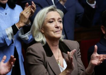 Victoire pour Marine Le Pen: La France adopte un texte du Rassemblement National visant l&rsquo;accord  franco-algérien de 1968