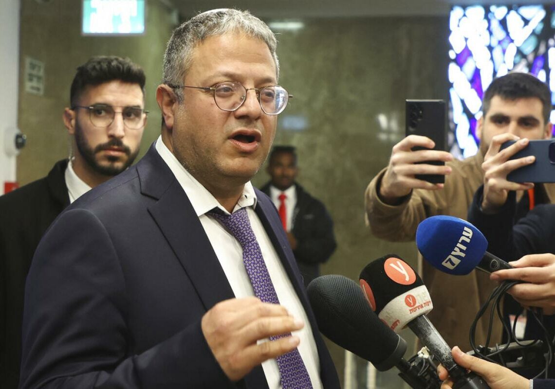 Israël: Prisonniers palestiniens à ses pieds, Ben Gvir réclame la peine de mort pour les « terroristes »