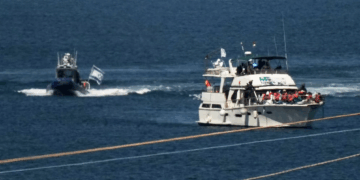 Expulsion d&rsquo;Israël de premiers militants de la flottille pour Gaza