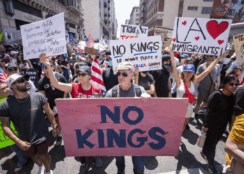 « No Kings »: Des millions d’Américains dans les rues pour manifester contre Trump