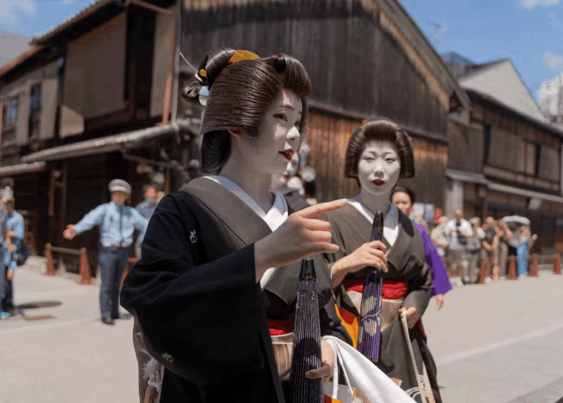 Une hausse record de 900%: Kyoto, au Japon, décide de faire payer le prix fort aux touristes