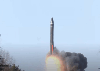 Un message? Vladimir Poutine supervise des exercices des forces nucléaires russes