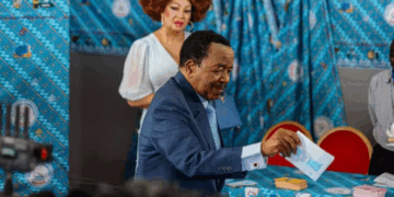 Cameroun : Paul Biya, 92 ans, réélu pour la huitième fois à la tête du pays