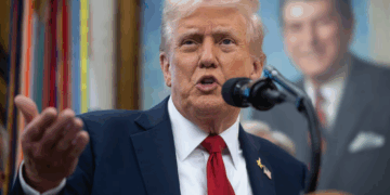 Silence du gouvernement Netanyahu: Trump demande à Israël d’arrêter de bombarder Gaza, un « pas vers la paix » selon plusieurs pays