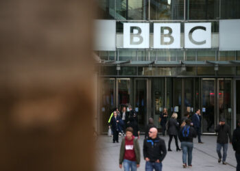 Le directeur général de la BBC démissionne après un montage contesté d&rsquo;un discours de Donald Trump