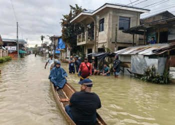 Près d’un million d’habitants évacués: Le super-typhon Fung-wong a touché terre aux Philippines
