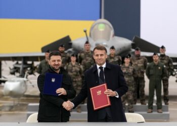 Des avions pour l’Ukraine : qui paiera ?