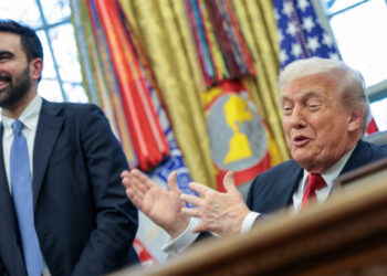 “Trump est-il fasciste”? La réaction du président américain devient virale