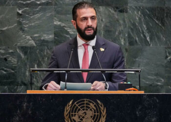 Les États-Unis retirent le président syrien de leur liste noire des terroristes, quelques jours avant sa visite à la Maison Blanche