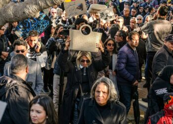 En photos: une foule « marche contre l&rsquo;injustice »  à Tunis
