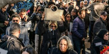 En photos: une foule « marche contre l’injustice »  à Tunis