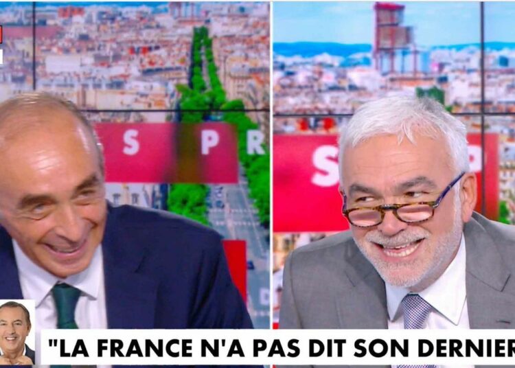 France : la guerre des médias