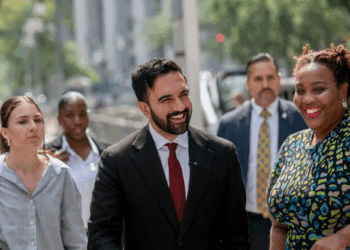 Le nouveau maire de New York, Zohran Mamdani, faussement accusé de liens avec le groupe État islamique