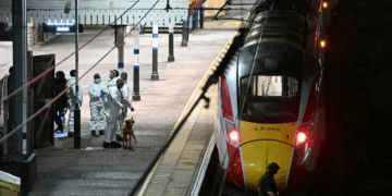 Royaume-Uni: Attaque au couteau dans un train près de Cambridge