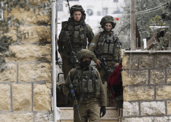 Palestine occupée: Vastes opérations d’interrogatoire menées par l’armée israélienne dans la ville de Beit Ommar