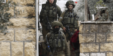 Palestine occupée: Vastes opérations d’interrogatoire menées par l’armée israélienne dans la ville de Beit Ommar