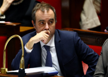 La France toujours en crise…