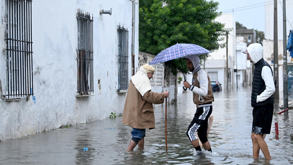 Inondations en Tunisie: Cours suspendus demain dans les établissements scolaires de ces gouvernorats