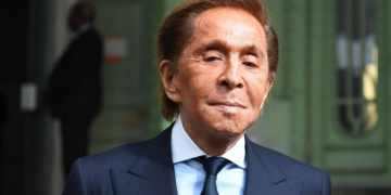 Le styliste et grand couturier italien, Valentino, est mort à 93 ans
