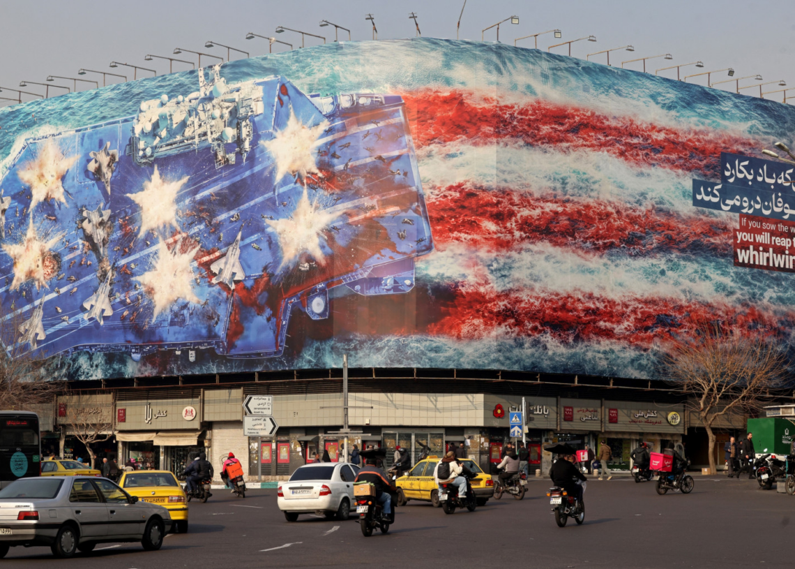 L&rsquo;Iran dévoile une gigantesque fresque anti-américaine à Téhéran