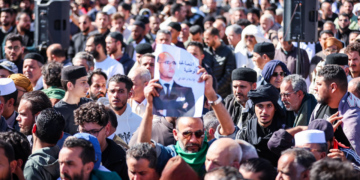 Libye: Saif al-Islam inhumé à Bani Walid en présence de milliers de partisans