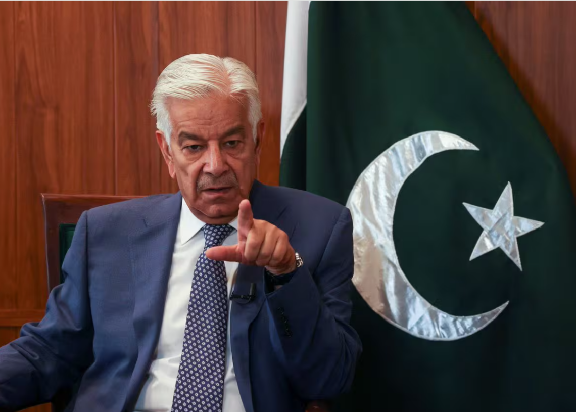 Pakistan: le ministre de la Défense déclare la «guerre ouverte» aux autorités talibanes d’Afghanistan