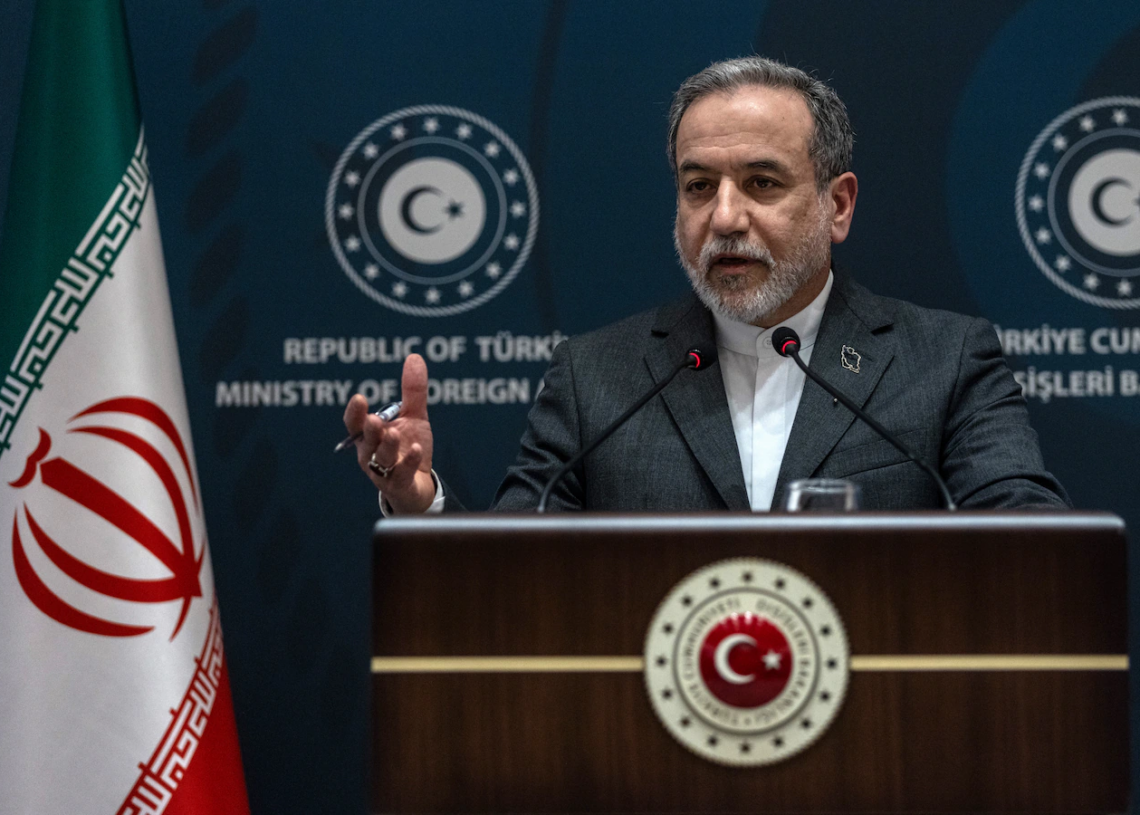 L’Iran et les États-Unis vont “poursuivre les négociations”, Washington impose de nouvelles sanctions