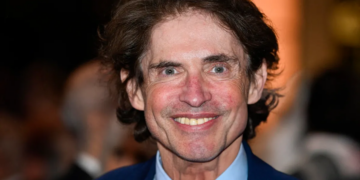 France: Enquête ouverte contre Arno Klarsfled pour ses «rafles d&rsquo;étrangers»