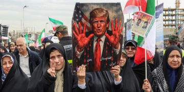 Donald Trump lance un ultimatum de «dix jours» à l’Iran