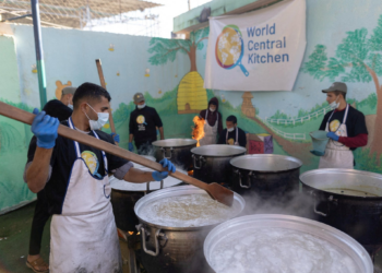Gaza: les restrictions israéliennes menacent de suspendre les opérations de l&rsquo;ONG « World Central Kitchen »