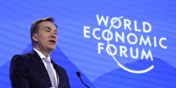 Echange de SMS et de mails avec Epstein : Le patron du Forum de Davos, Borge Brende, annonce sa démission