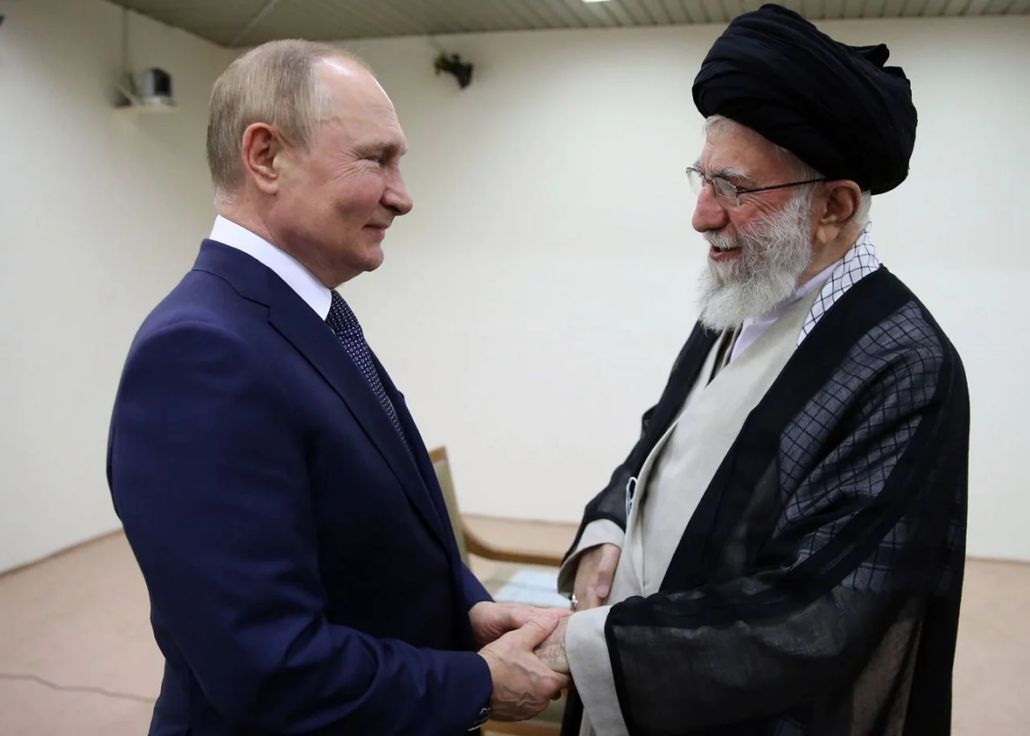 Une centaine d&rsquo;Iraniens évacués du Liban par un avion russe