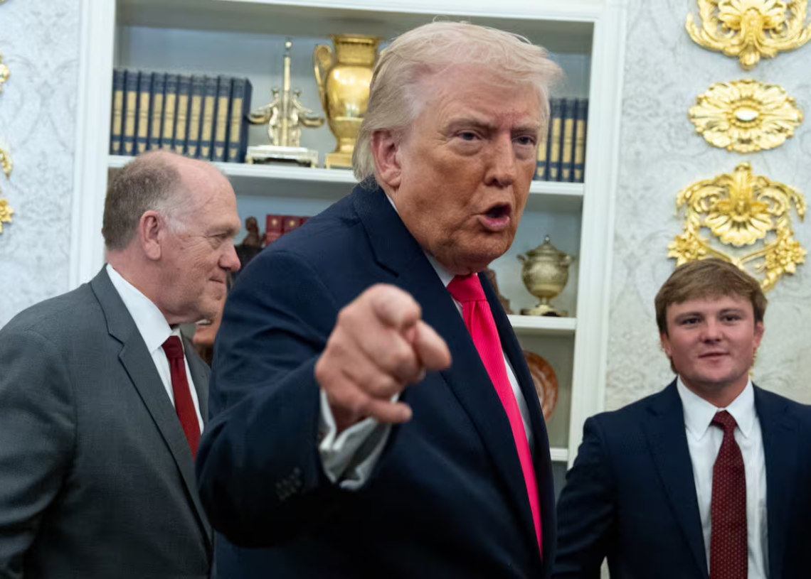 Selon des sources au Pentagone: Trump serait en train de préparer son «coup final» contre l’Iran