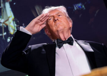 Des coups de feu, de l’anti Trump et du Trump